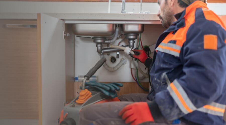 Professional Tankless Water Heater Installation in Hye, TX